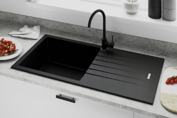 Tivoli black